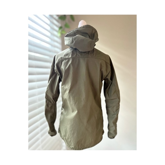 Fjallraven Olive Green Hooded Windbreaker - Picture 6 of 7